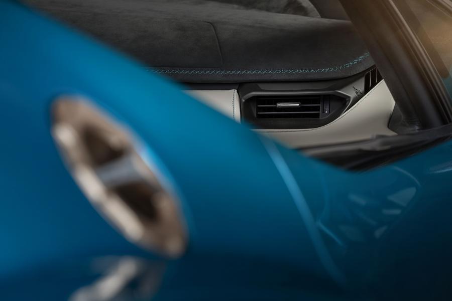 Детали экстерьера Lamborghini Sian Roadster 2020 года  (фото 23 из 29)